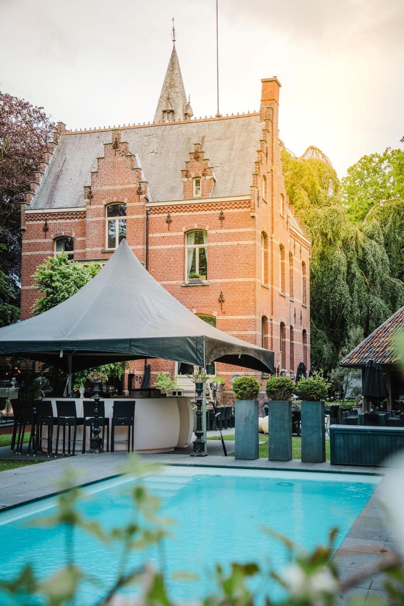Charmehotel Manoir Ogygia Poperinge Exteriér fotografie